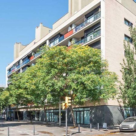 Jie Apartment Сан-Адріа-де-Бесос Екстер'єр фото