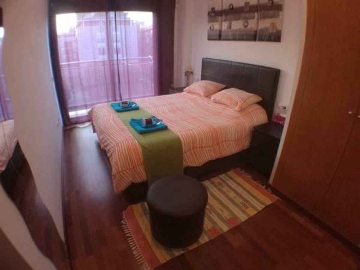 Jie Apartment Сан-Адріа-де-Бесос Екстер'єр фото