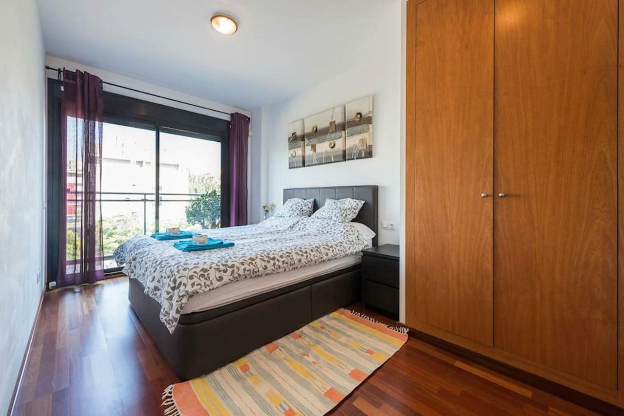 Jie Apartment Сан-Адріа-де-Бесос Екстер'єр фото